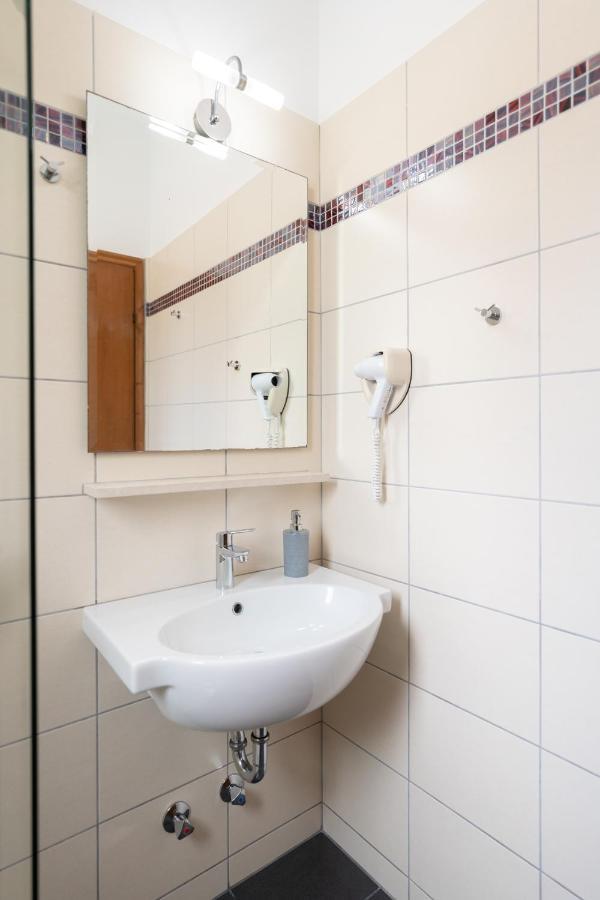 Nondas Apartments 拉瑟 外观 照片